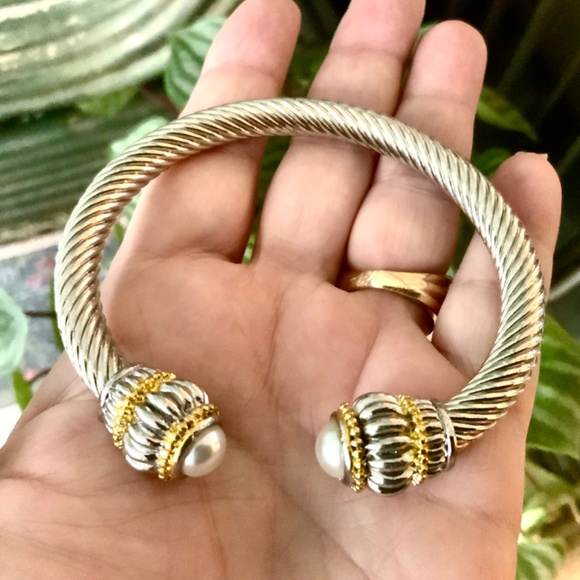 DESIGNER INSPIRED CABLE BRACELET ⭐️2-Tone Faux PEARL TWISTED CUFF NEW CONDITION - Picture 14 of 16